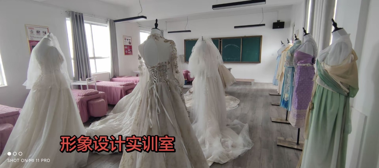 美发与形象设计专业实训室